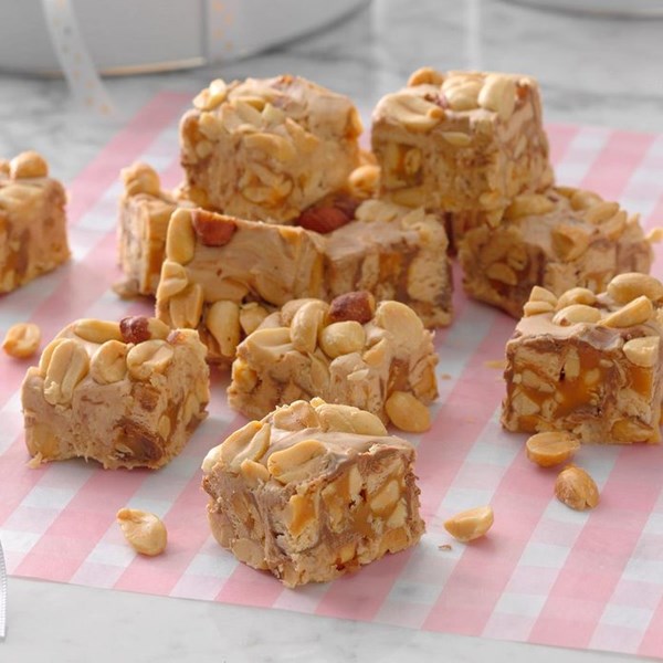 Salted peanut squares 