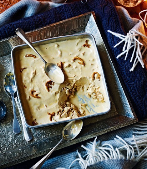Salted pretzel and caramel no-churn ice cream