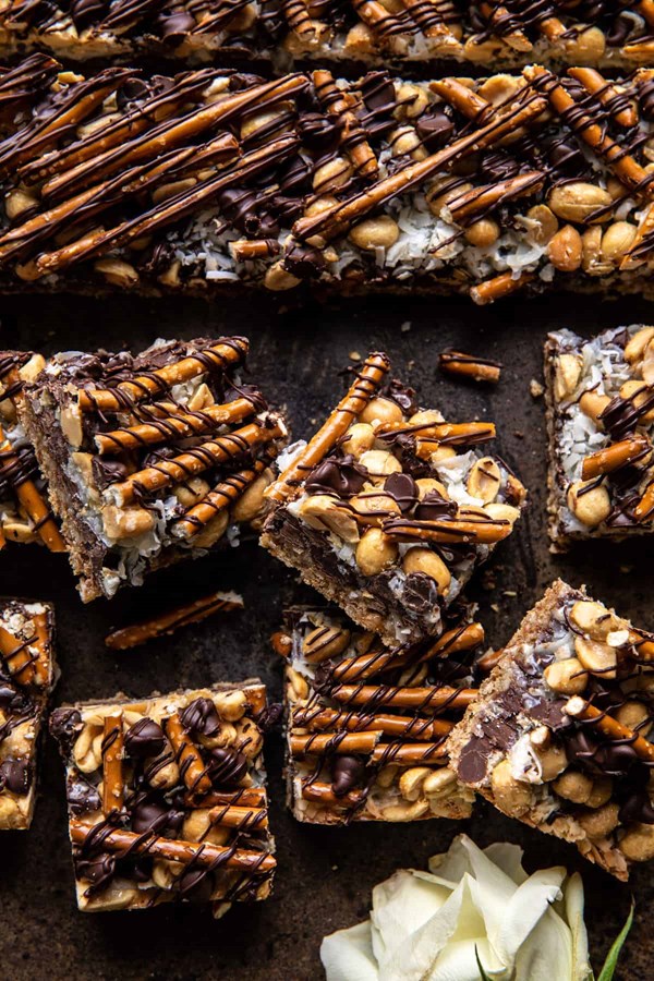 Salted pretzel magic bars