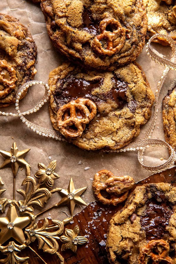 Salted pretzel praline cookies