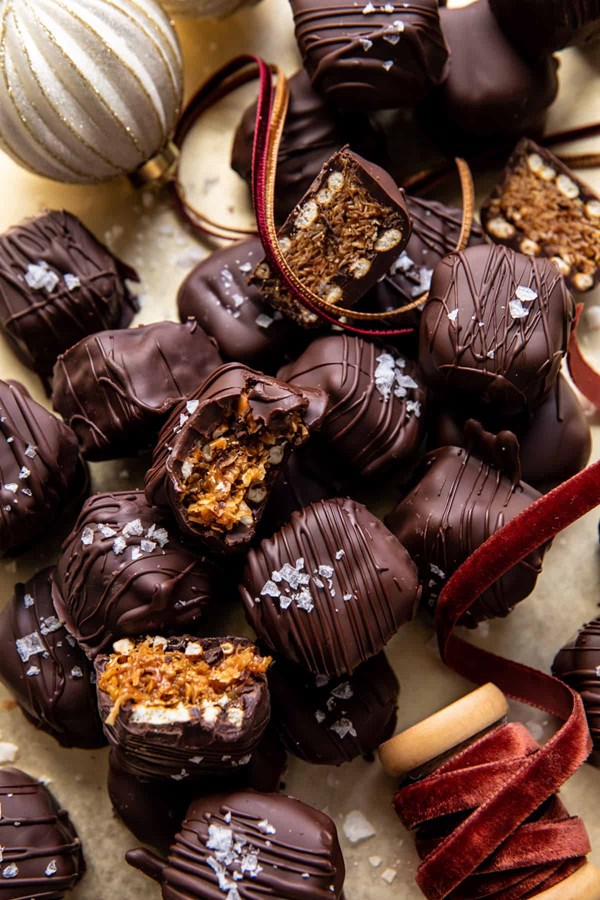 Salted pretzel Samoas presents