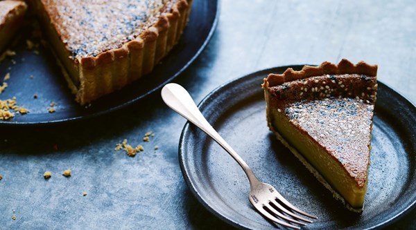 Salted ta-honey pie