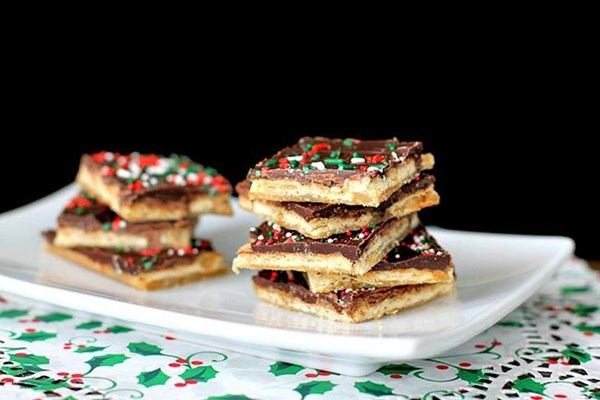 Saltine toffee squares