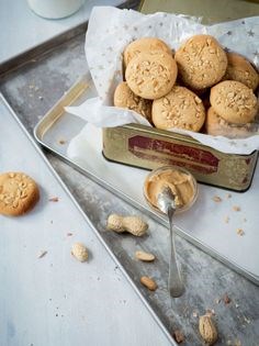 Salty peanut butter rounds