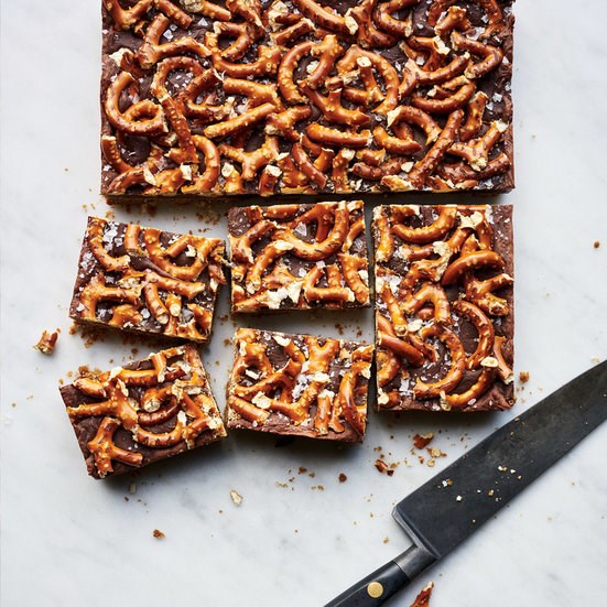 Salty-sweet chocolate pretzel bars