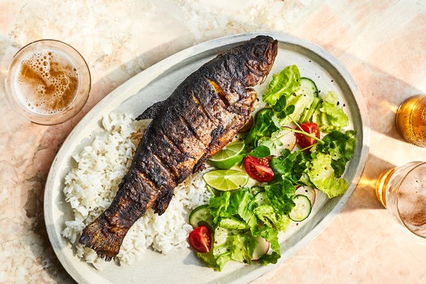 Salvadoran-style fried fish (Pescado frito)