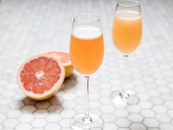 Salzburg 75 (Grapefruit Radler French 75 variation)