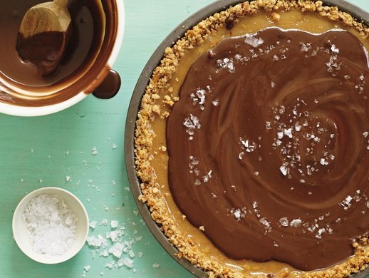 Samantha Bee's salty caramel pie