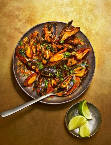 Sambal mussels