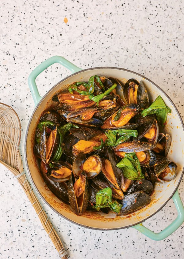 Sambal mussels