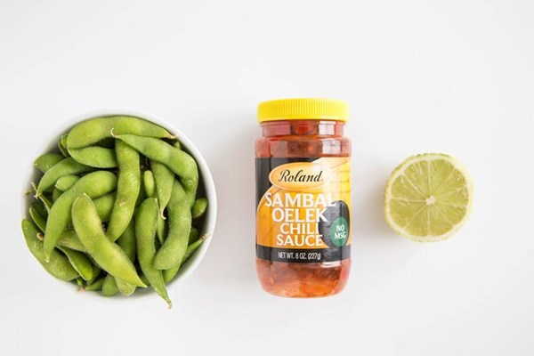 Sambal oelek + lime edamame