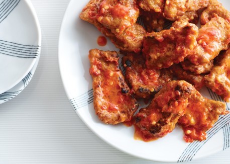 Sambal oelek seitan wings