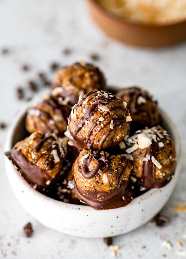Samoa cookie protein balls