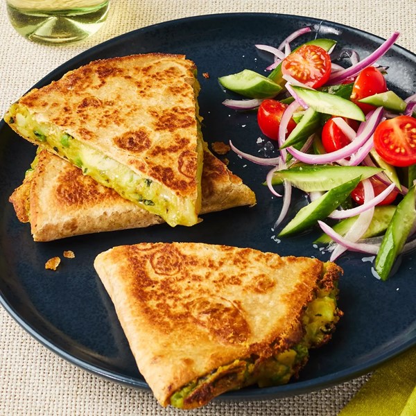 Samosa-dillas with cucumber salad 