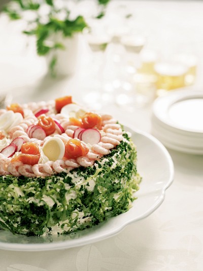 Sandwich layer cake (Smörgåstårta)