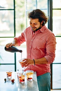 Sangria made with Spanish sparkling wine (Sangria de cava)