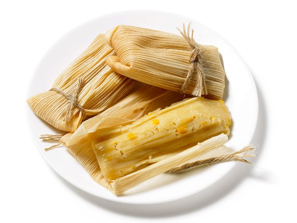 Santos' creamed corn tamales