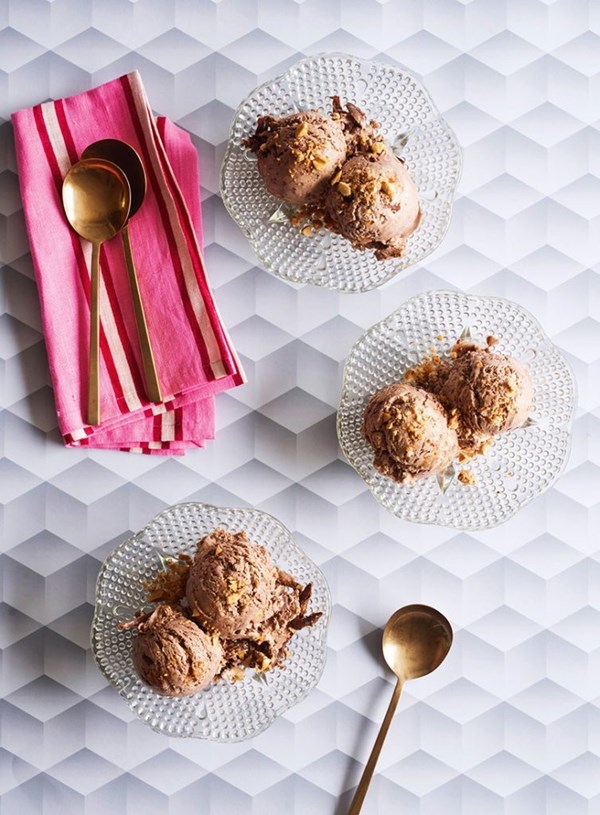 Sarah Bernhardt cookie ice cream 