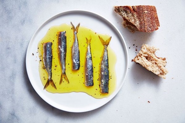 Sardines and anchovies in lemon thyme oil