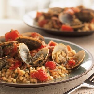 Sardinian couscous with clams and tomatoes
