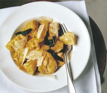 Sardinian ravioli (Culurzones)