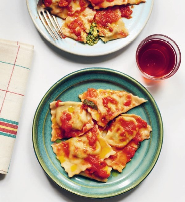Sardinian ravioli with ricotta, greens and saffron