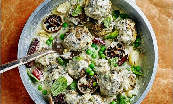 Sarit Packer and Itamar Srulovich’s meatballs with peas, mint and yogurt 