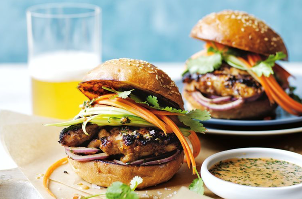 Satay chicken burger, pickled onions and zucchini