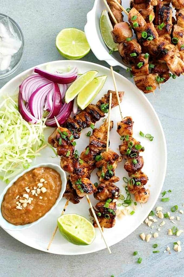 Satay chicken with peanut sauce