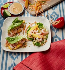 Satay noodle lettuce wraps with prawns and mango