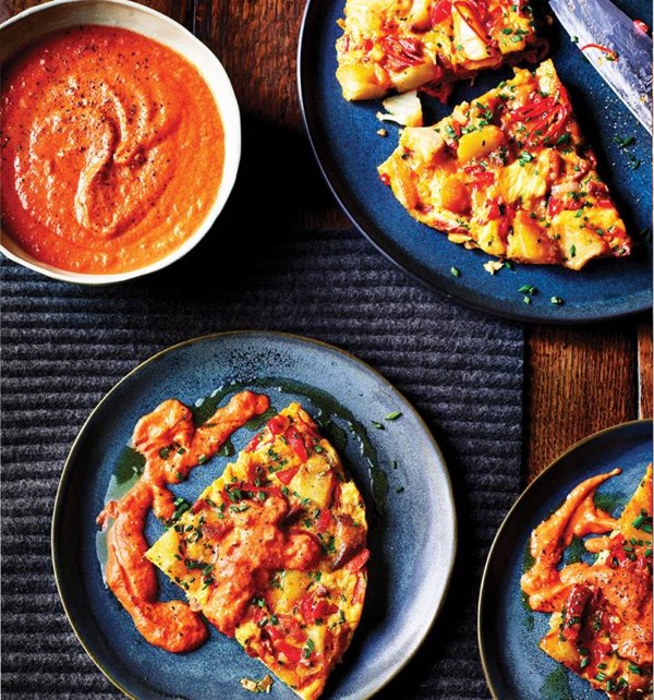 Sat's Spanish omelette with tomato sauce
