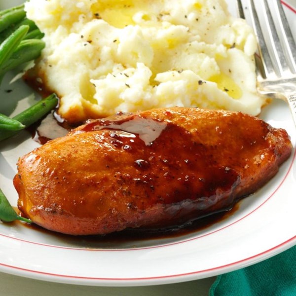 Saucy baked chicken