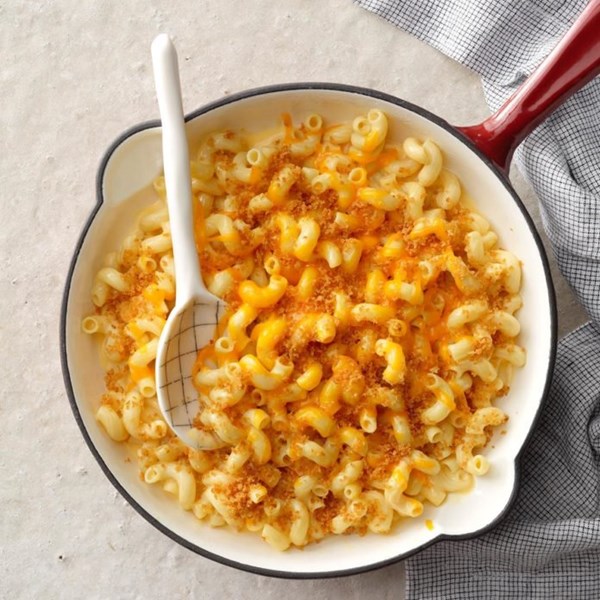 Saucy mac & cheese