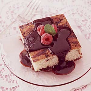 Saucy mocha pudding cake