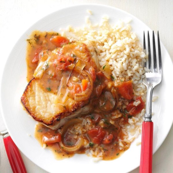 Saucy pork chop skillet