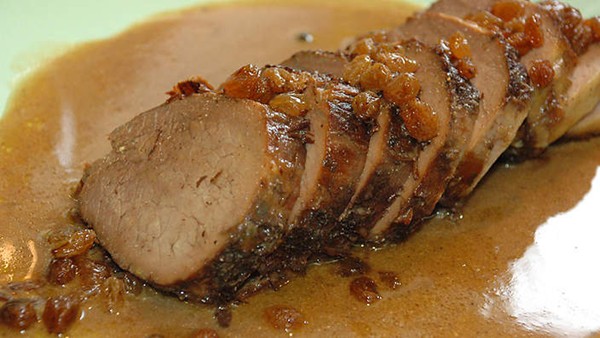 Sauerbraten with napkin dumplings and sautéed cabbage