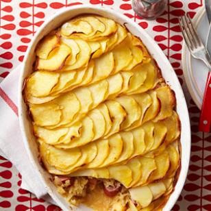 Sauerkraut & sausage casserole