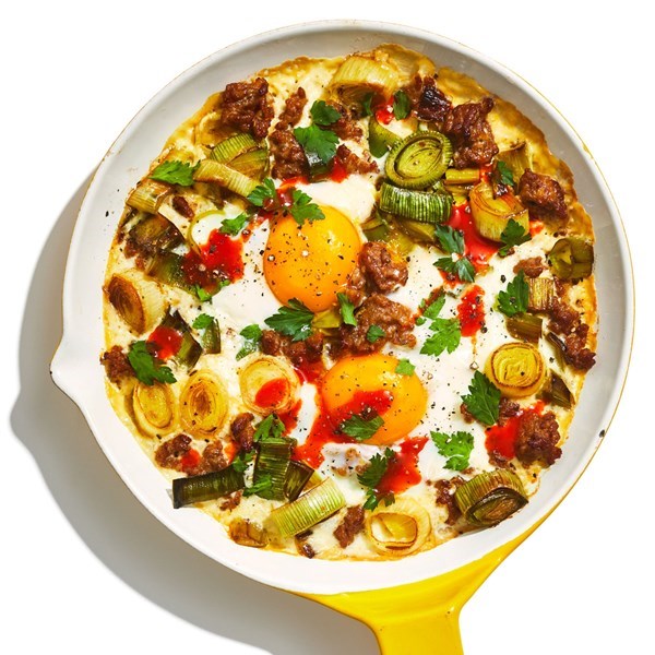Sausage & leek baked eggs