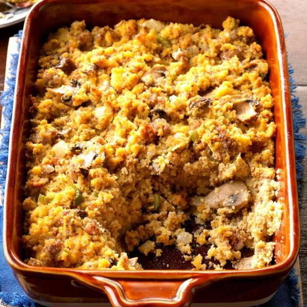 Sausage & mushroom cornbread dressing