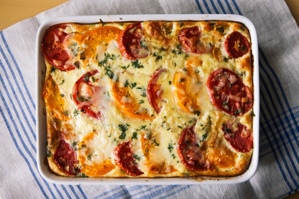 Sausage and heirloom tomato breakfast casserole