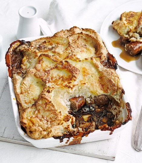 Sausage and mash pie