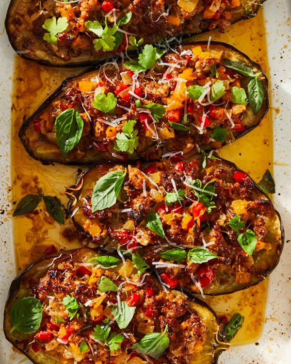 Sausage-and-peppers stuffed eggplant