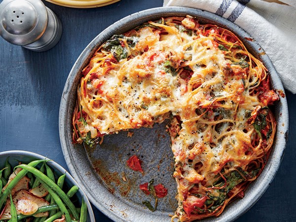 Sausage and spinach spaghetti pie