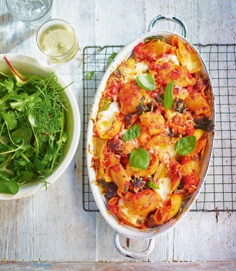 Sausage and tomato pasta