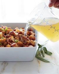 Sausage, apple and cranberry-nut-bread dressing
