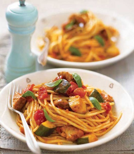 Sausage, courgette and tomato spaghetti