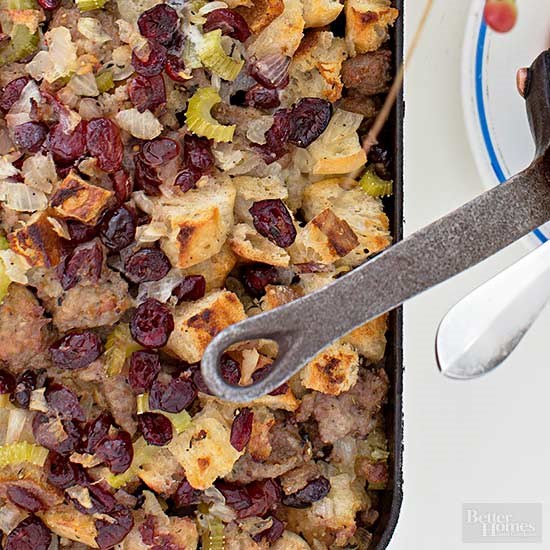 Sausage-cranberry stuffing