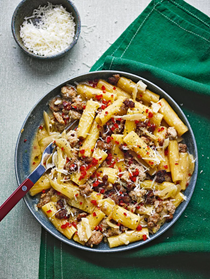 Sausage, fennel + chilli pasta
