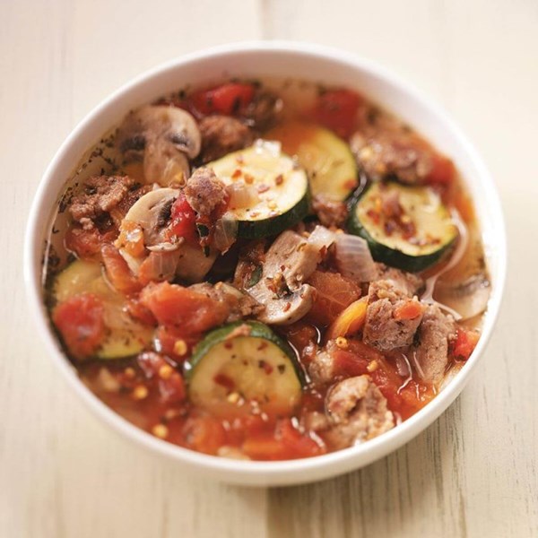 Sausage pizza soup