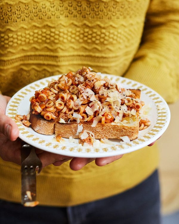 Sausage spaghetti hoops on toast 
